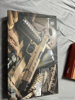 KJW KP-16 – NOVÁ, CO2 / GAS, full metal