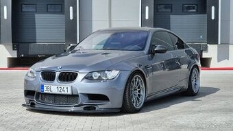 BMW M3 E92 manuál, V8