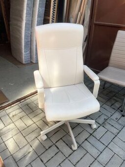 Kancelářské křeslo IKEA