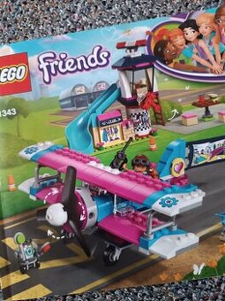 Lego Friends Vyhlídkový let nad městečkem Heartlake