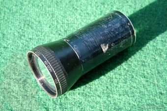 Udržovaný teleobjektiv SSSR KO-120M F-120mm