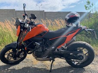 Prodam Duke 690