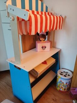 Divadlo/obchůdek