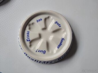 Porcelanový tacek na pivo KADDEN. - 1