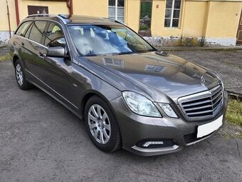 Mercedes Benz E 220 CDI Avantgarde 2010