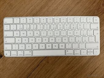 Apple Magic Keyboard CZ stříbrná Lighting