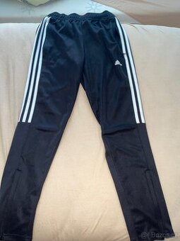adidas tepláky černé
