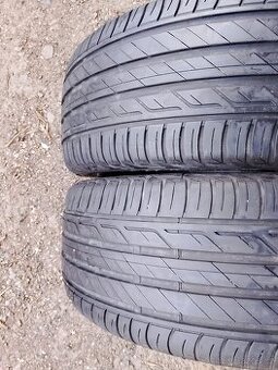 215/55/17 94v Bridgestone - letní pneu 2ks