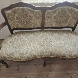 Starožitná sedací souprava - sofa a 1 křeslo - 1