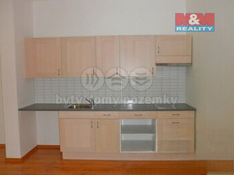 Pronájem bytu 1+kk, 32 m², Opava, ul. Kasárenská