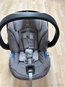 Autosedačka Cybex Aton 5 0-13 kg