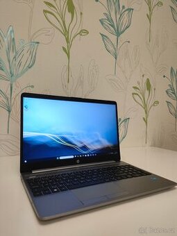 HP 250 G8 I3-1115G4/8 GB Ram/256 GB SSD