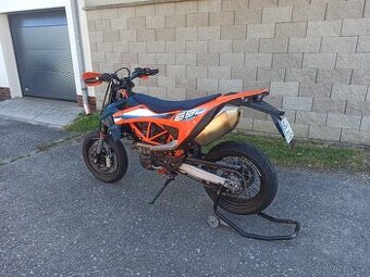 KTM 690 SMC R 2024 - 1