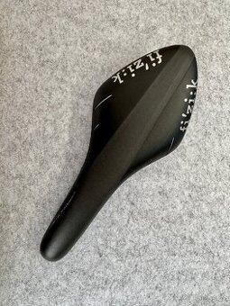 Fizik ARIONE R5