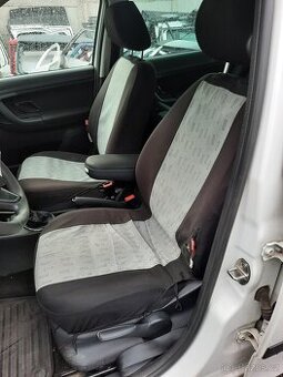 nd ze škoda fabia 2, 1.6.TDI 77kW, bílá, rosso,červená