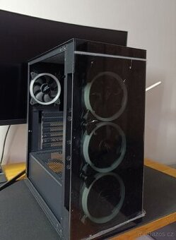 Evolveo Ptero Q12 – RGB PC skříň (ATX / mATX / miniITX)