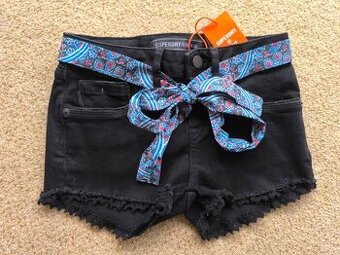 Dívčí džínové kraťasy zn. Superdry, vel. 160 (džínová 24´)