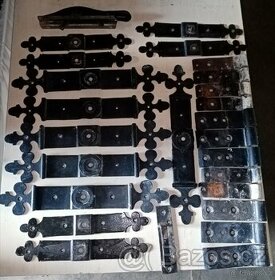 Ozdobné kování na dveře / vrata