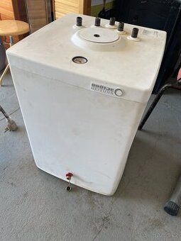 Zásobník BS120C 120l