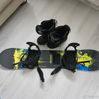 Snowboard s vázáním, snowboardové boty Reaper