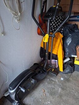 Eliptický trenažér