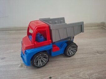 Nákladní auto Lena