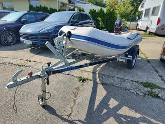 Nafukovací člun s motorem