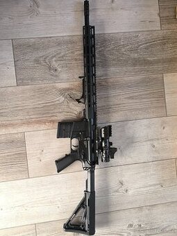 Airsoft puška AR 15 Arcturus