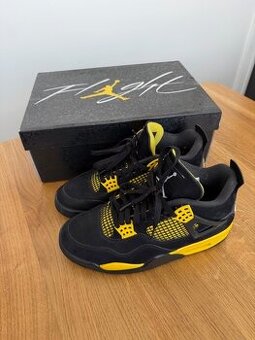 Nike AIR JORDAN 4 RETRO Thunder