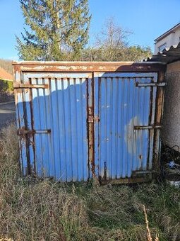 Zelezny skladovy kontajner