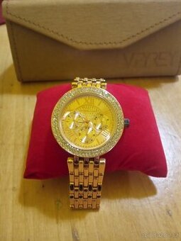 Dámské hodinky - cena 800,-Kč