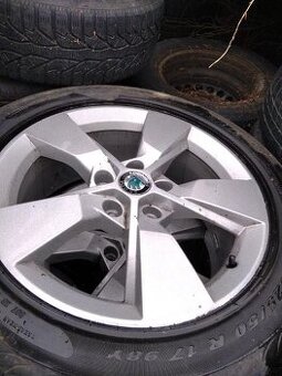 nd z škoda octavia 3 1.6tdi modrá bílá hnedá