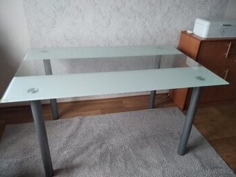 Skleněný stůl 9cmx150cm