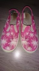 Dívčí přezůvky tenisky cvičky Befado vel. 34