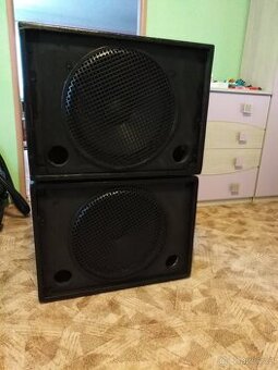 Prodám basové reprobedny, s reproduktory Tesla  ARO 9408.