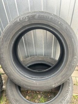 Barum 225/55 R 17  Y XL letní