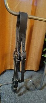 Uzdečka na obří hlavu