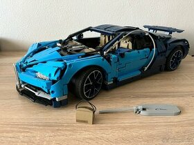 Lego Technic Bugatti Chiron 42083 - 1