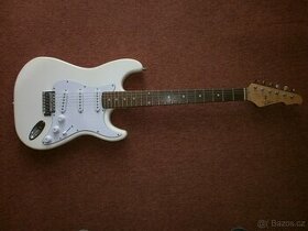 Prodám elektrickou kytaru Vision Stratocaster - 1