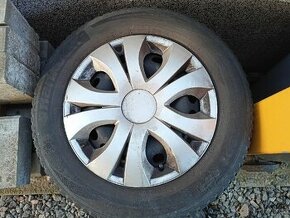 4ks zimní pneu s disky a kryty 195/65 R15 - 1