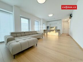 Pronájem bytu 2+kk 63,7 m², Lorencova, Zlín