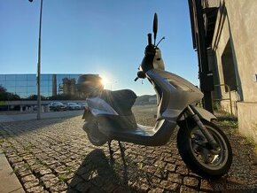 Piaggio Fly 125 (Derbi Boulevard)