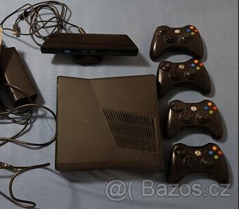 xbox 360+kinect+kabeláž+4x ovladače