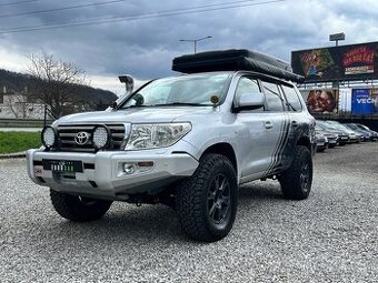 Toyota LandCruiser 200 4.5D