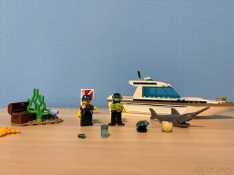 Lego 60221