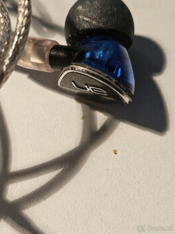 In-Ear monitor sluchátka UE Logitech 900 - 1