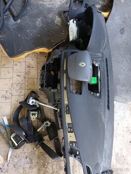 Renault megane 3 sirbagy sada a pasy