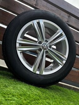Alu kola 5x112 r18 s pneu (Sebring)