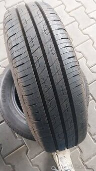 Prodám 2 x letní pneu Goodyear 175/65/14