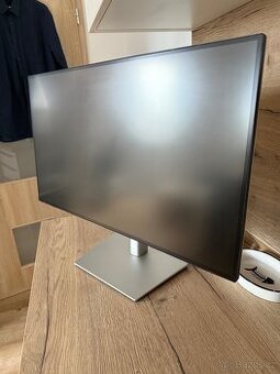 Dell Ultrasharp U2722DE